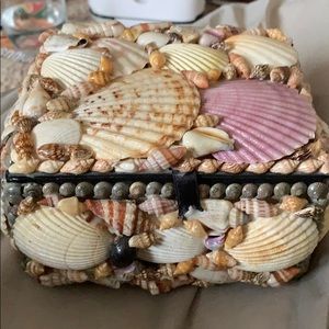 Sea shell jewelry box